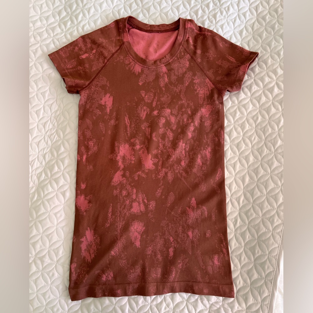Lululemon Swiftly Tech Short Sleeve Shirt